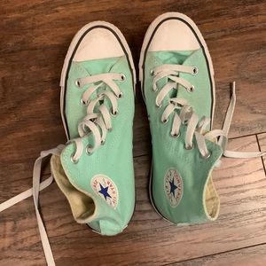 High-top Converse